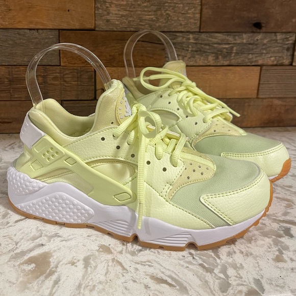 Nike Shoes - Nike Air Huarache Run 634835 702 Barely Volt 7